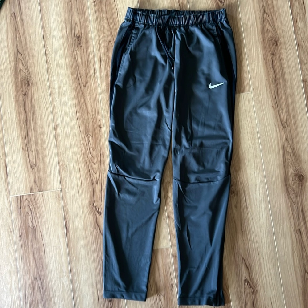 Men’s Nike Dri-Fit joggers